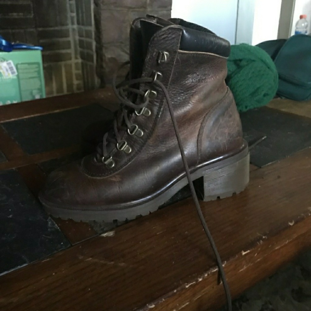 Vintage Dr. Martens 8147